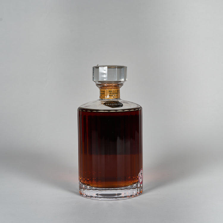 The Suntory Hibiki 30yo Gold Label 700ml 43%abv Limited Edition