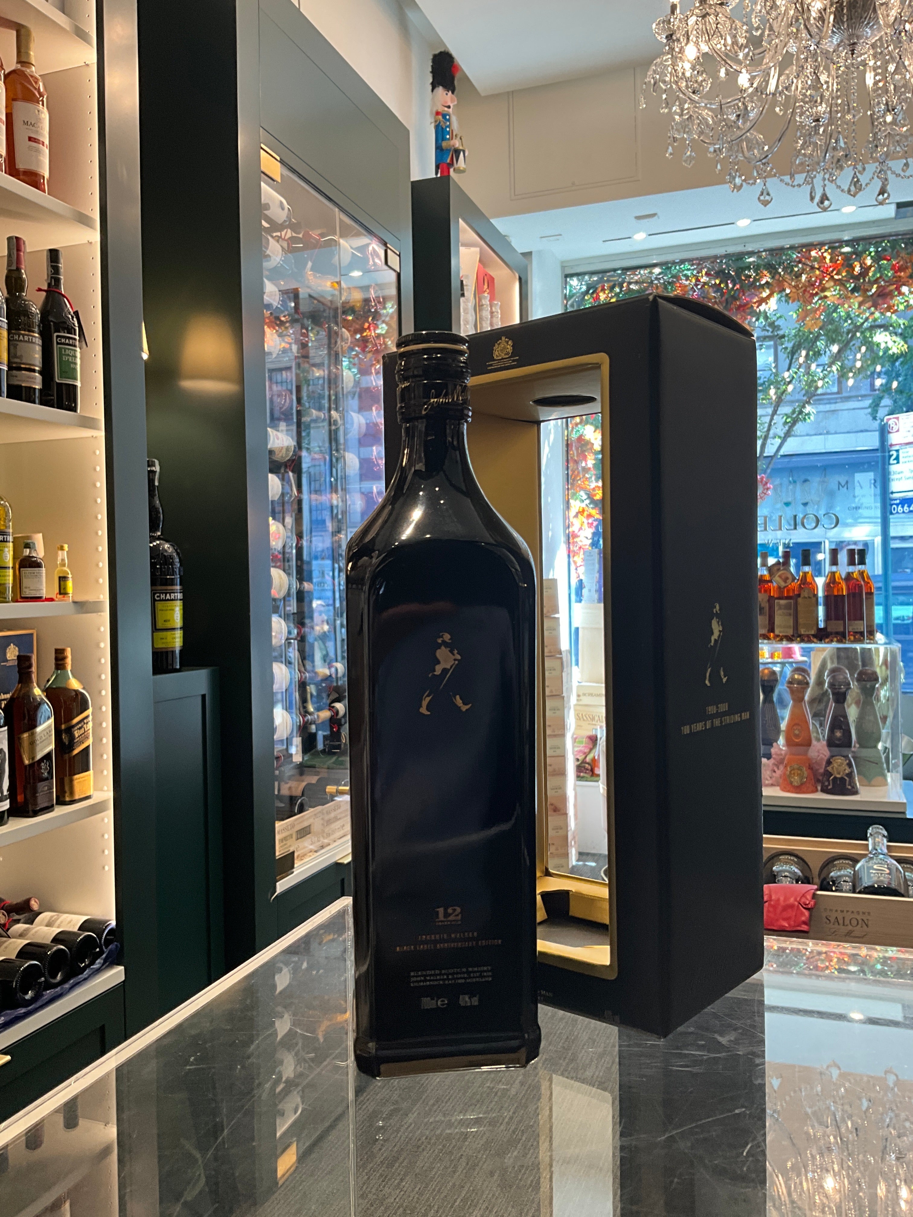 Johnnie Walker Black Label 12年 特別仕様 Johnnie Walker 12yo Black Label Anniversary Limited Edition 70cl 40%ab