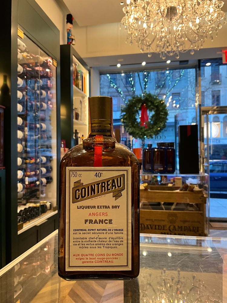 Cointreau Liqueur Extra Dry 1970s 75cl 40%abv