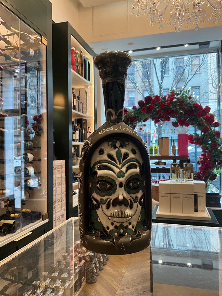 Dos Artes Tequila Doble Barrica 28 Anejo Limited Edition 1L 40%abv Skull decanter