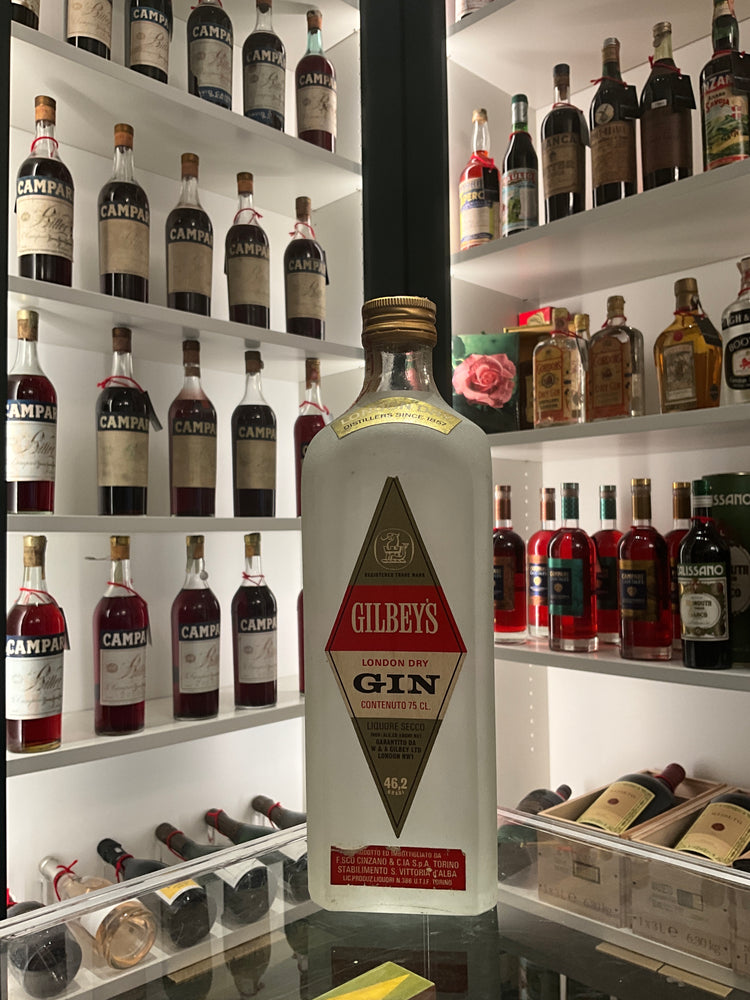 Gilbey’s London Dry Gin 1970s 75cl 46.2%abv