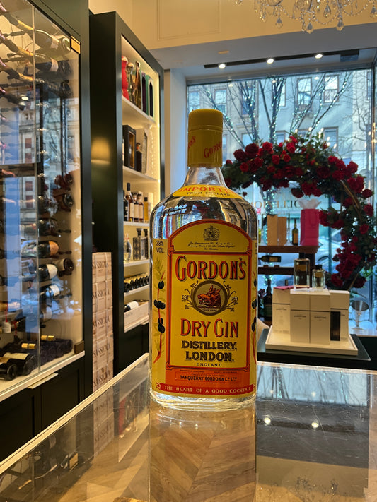 Gordon’s Dry Gin 1980s 1 Litre 38%abv