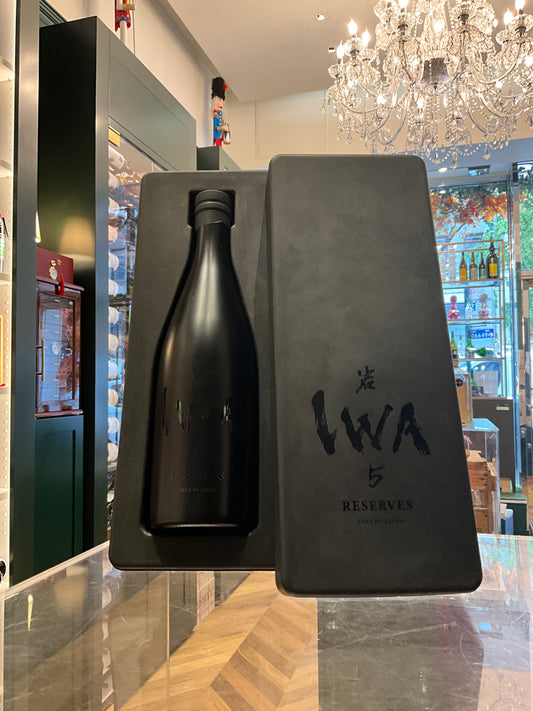IWA 5 Sake Reserves Junmai Daiginjo 720ml 15%abv