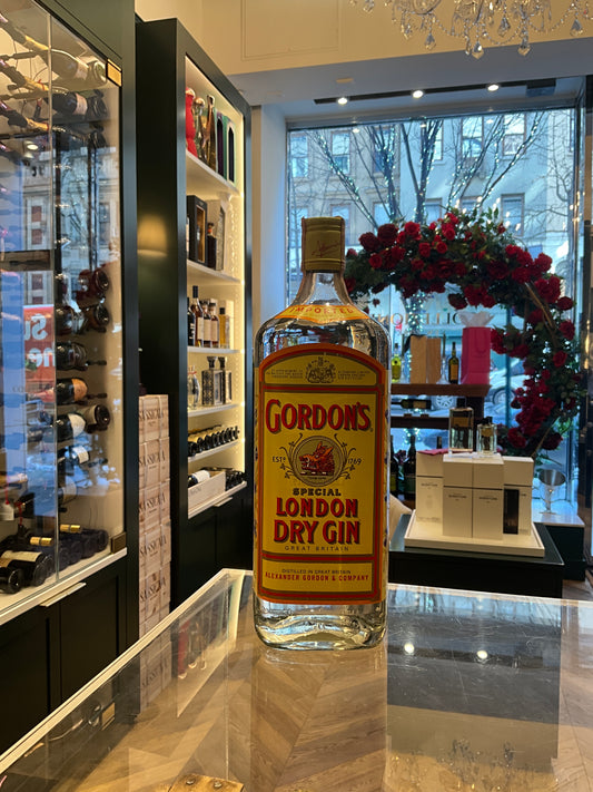 Gordon’s Dry Gin 1980s 1 Litre 40%abv
