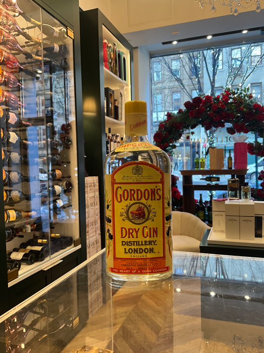 Gordon’s Dry Gin 1970s 75cl 40%abv
