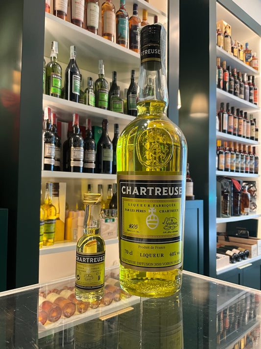 Chartreuse yellow 2000s 3cl 40%abv