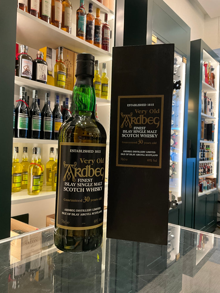 Ardbeg 30yo Very Old 1970/1990s release 70cl 40%abv